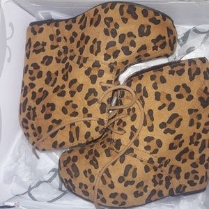 Cheetah print